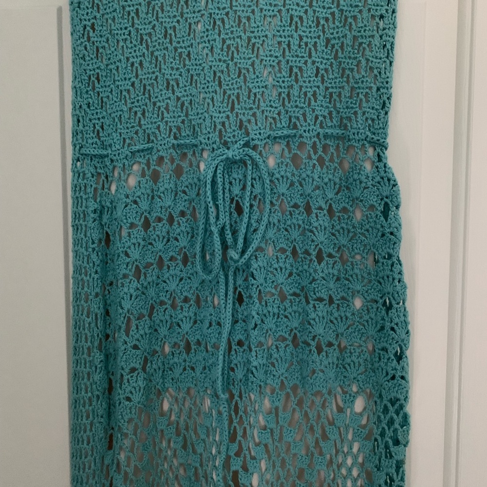 Vintage knit sleeveless midi dress in great condition. Trending style. Aqua Blue - Picture 3 of 8